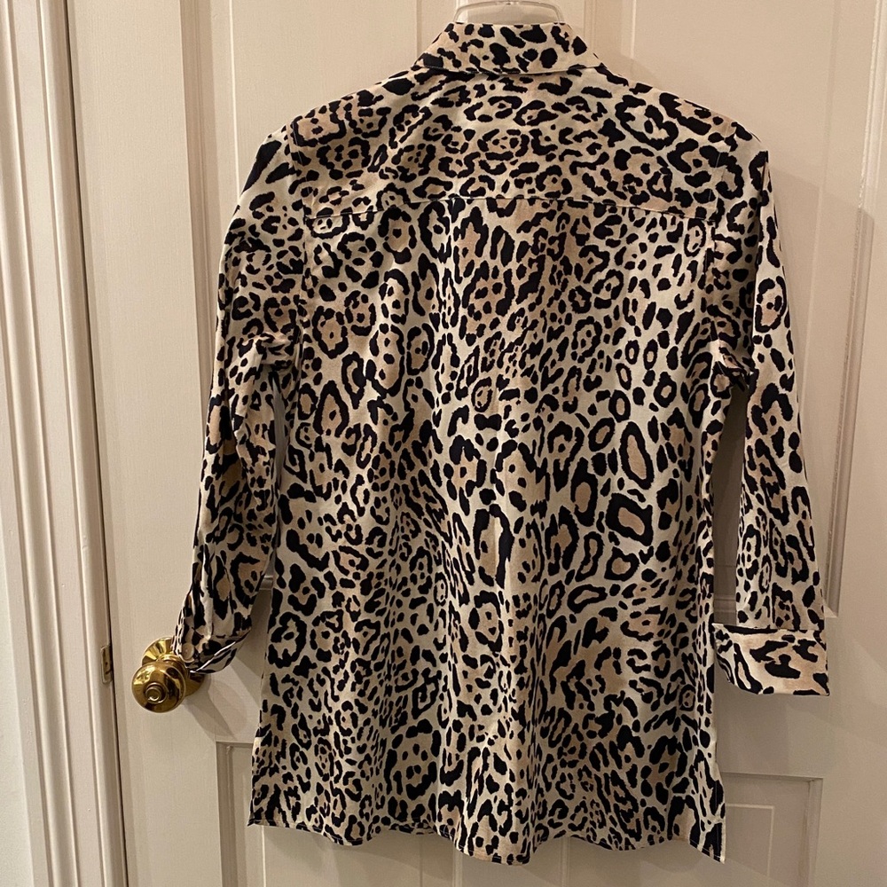 Chico's Animal Print Long Shirt/ Tunic - Picture 9 of 12
